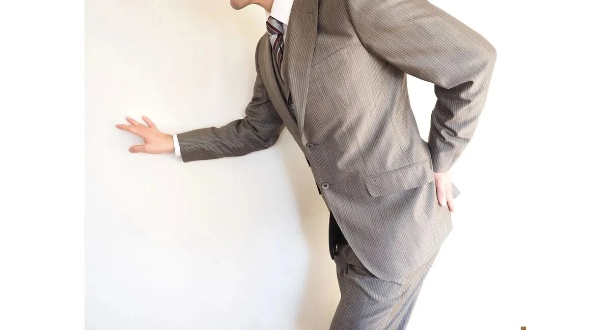 尾てい骨が痛くて座っていられない